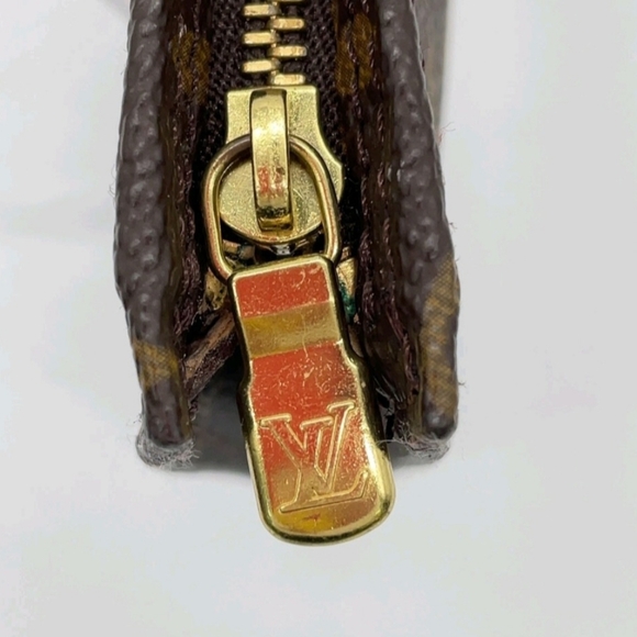 Authentic Louis Vuitton Monogram Pouch - Picture 12 of 12